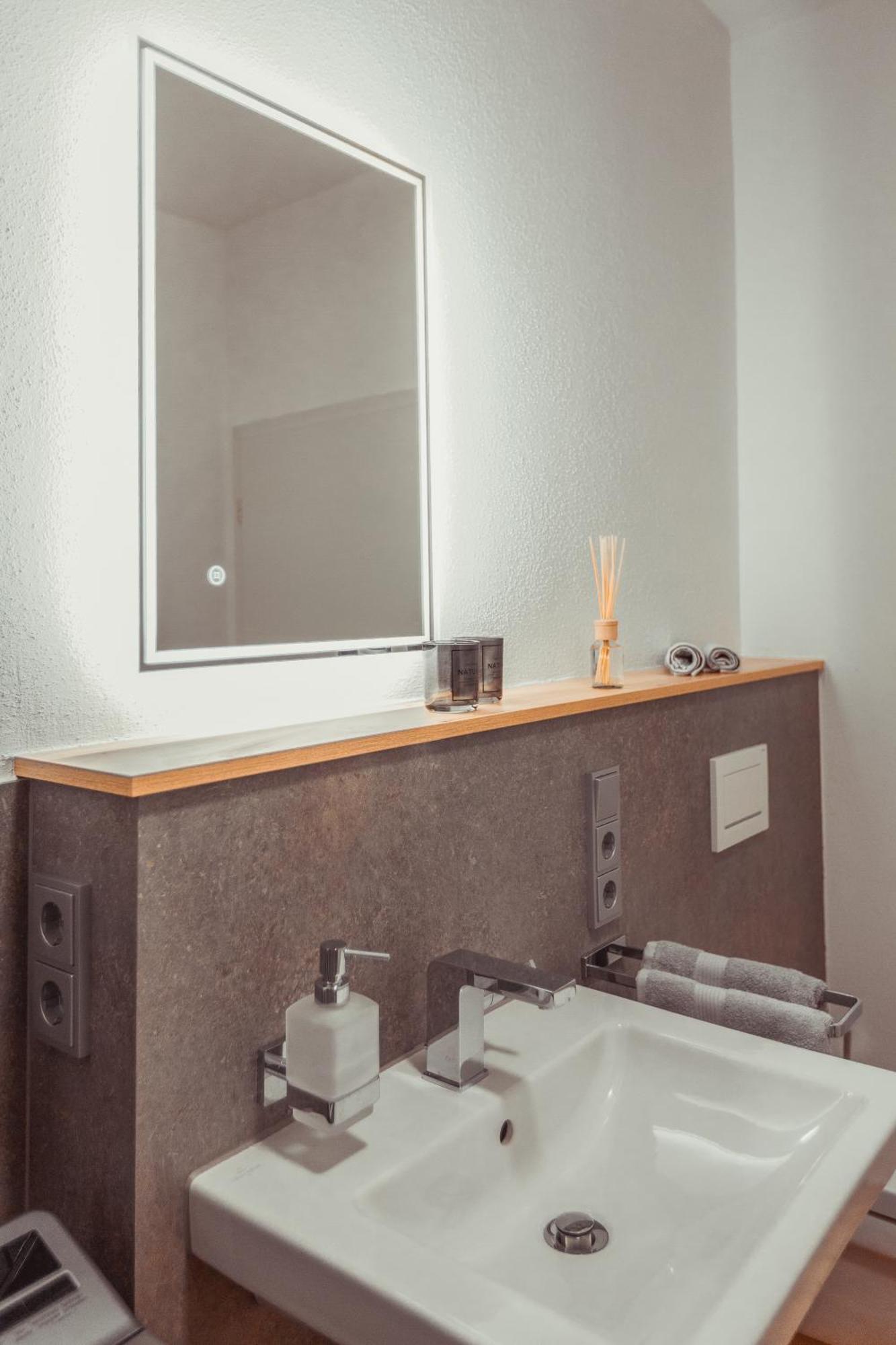 Apartment Exklusive Mosel-fewo In - Grosse Dachterrasse - Netflix - Waschmaschine Senheim